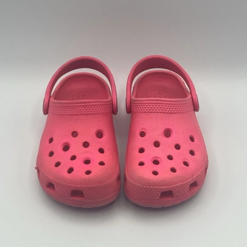 CROCS classics **clogs